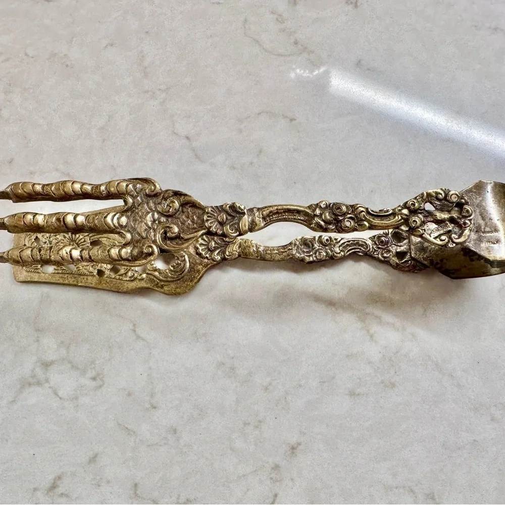 ELEGANT, BRASS SERVING TONGS, MARKED, BORDINI ITALY.